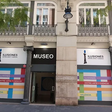 Near Plaza Ayuntamiento In The Historic Center Of Valencia