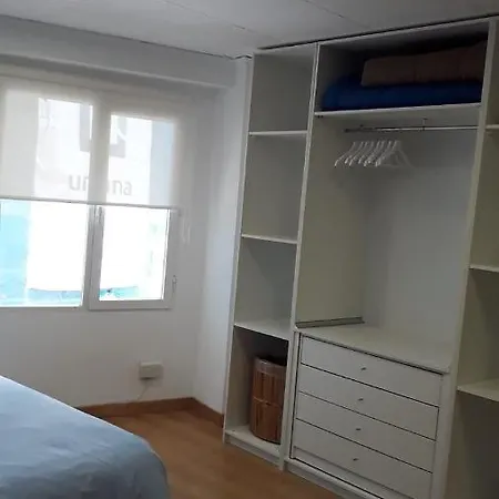 Cuatro Huspedes Amplio Y Cntrico Ciutat Vella Apartament *